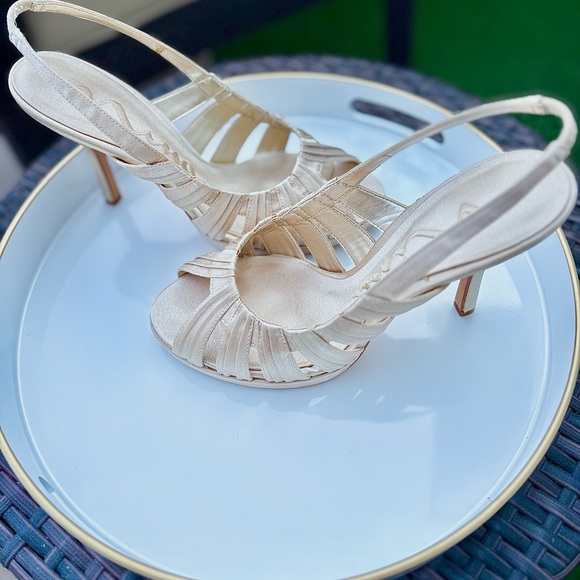 Vintage Nina Gold Satin Slingback, Peep Toe, High Heels. 
Size 7.5 - Picture 1 of 8